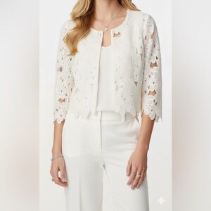 Floral Lace Cream Cropped Jacket Three-quarter inch sleeves Size Extra Small